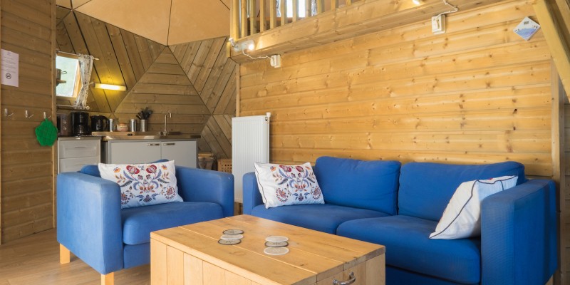 camping+t+weergors-houten+iglo.jpg